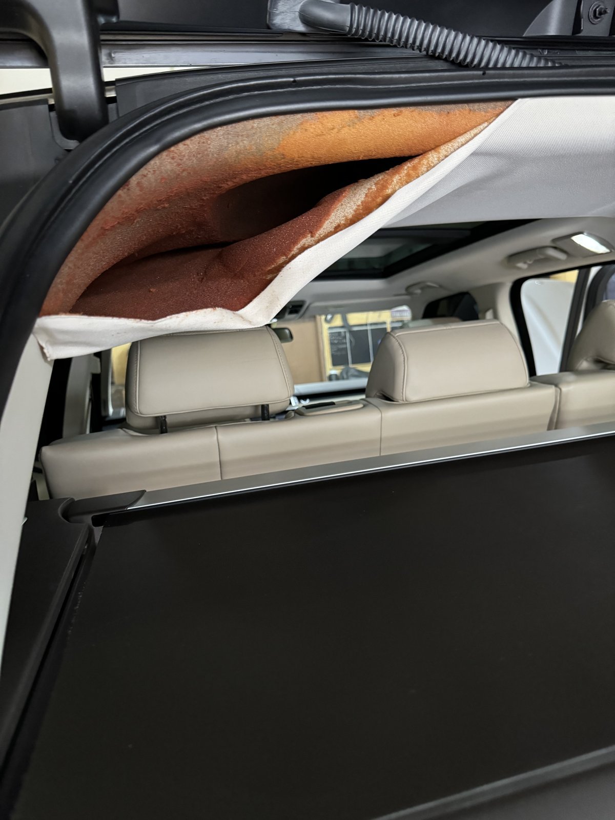 Troca de forro de teto – Range Rover Sport